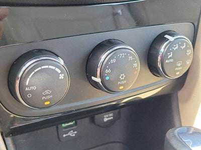 2013 Chrysler 200 2dr Conv Limited