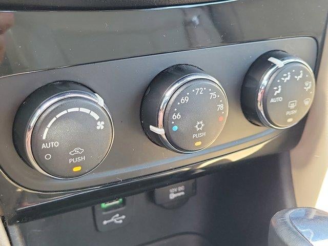 2013 Chrysler 200 2dr Conv Limited