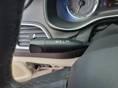 2017 Chrysler 200 Limited Platinum FWD