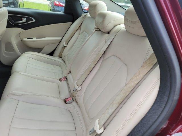 2017 Chrysler 200 Limited Platinum FWD