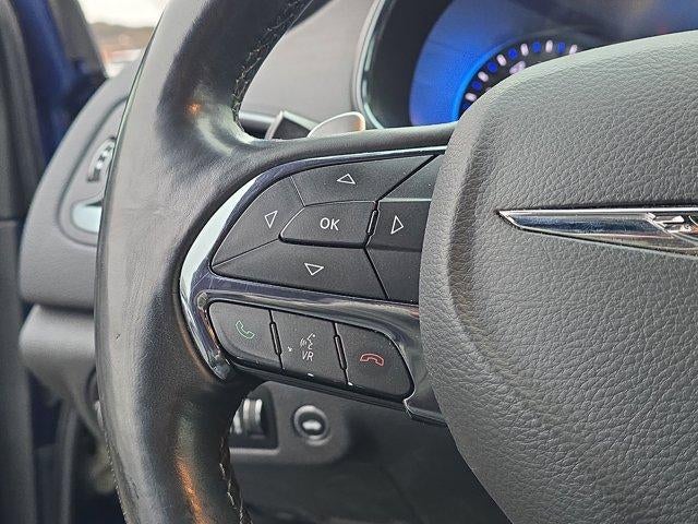 2016 Chrysler 200 4dr Sdn S FWD