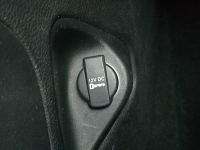 2016 Chrysler 200 4dr Sdn S FWD