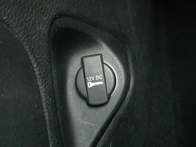 2016 Chrysler 200 4dr Sdn S FWD