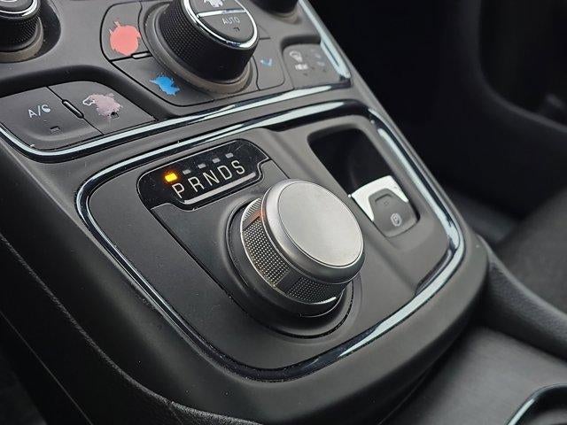 2016 Chrysler 200 4dr Sdn S FWD