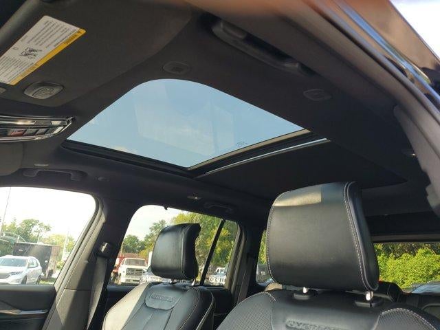 2023 Jeep Grand Cherokee 4xe Overland 4x4