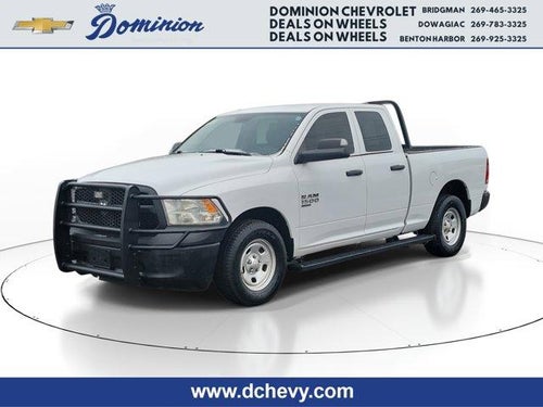 2022 RAM 1500 Classic Express 4x4 Quad Cab 6'4" Box