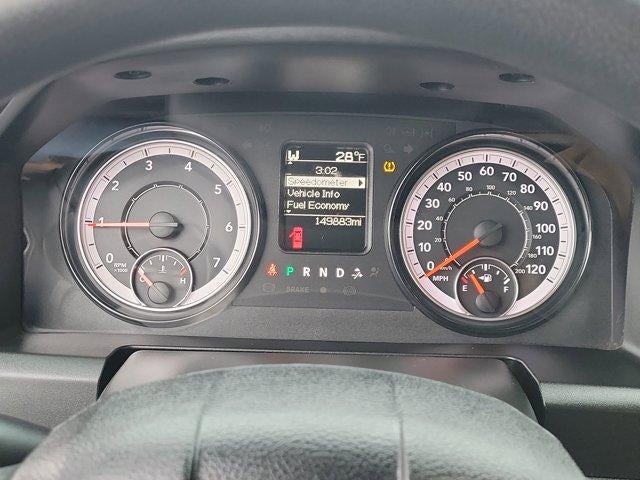 2022 RAM 1500 Classic Express 4x4 Quad Cab 6'4" Box