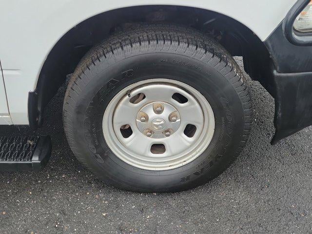 2022 RAM 1500 Classic Express 4x4 Quad Cab 6'4" Box