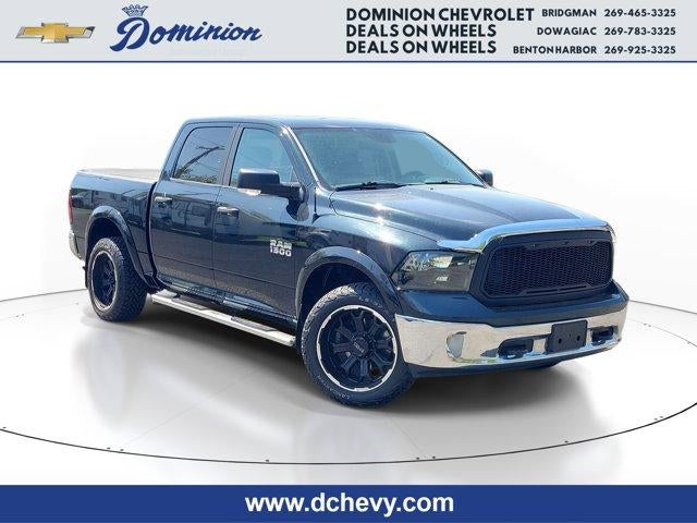 2015 RAM 1500 4WD Crew Cab 5.7 Ft Box Big Horn