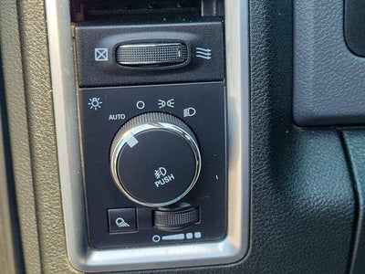 2015 RAM 1500 4WD Crew Cab 5.7 Ft Box Big Horn