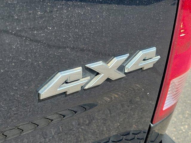 2015 RAM 1500 4WD Crew Cab 5.7 Ft Box Big Horn