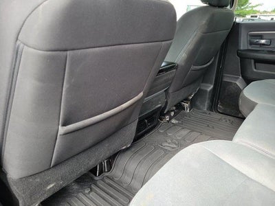 2023 RAM 1500 Classic SLT 4x4 Crew Cab 5'7" Box
