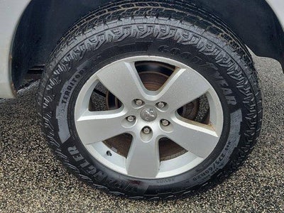 2016 RAM 1500 4WD Crew Cab 5.7 Ft Box Big Horn