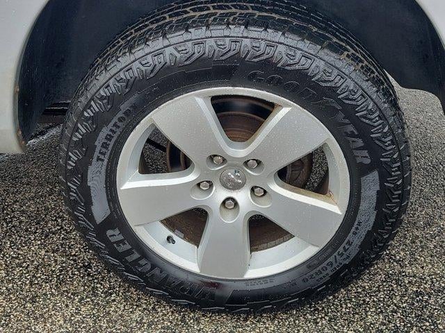 2016 RAM 1500 4WD Crew Cab 5.7 Ft Box Big Horn