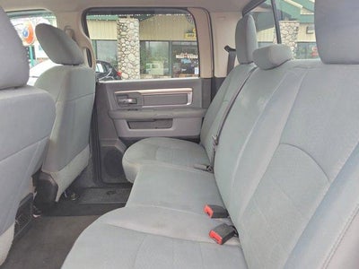 2016 RAM 1500 4WD Crew Cab 5.7 Ft Box Big Horn