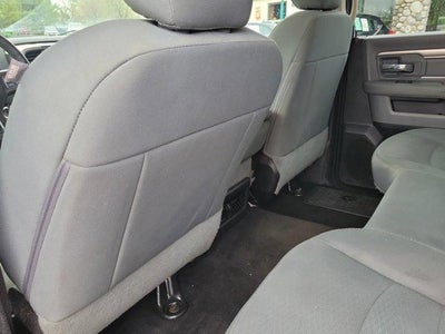 2016 RAM 1500 4WD Crew Cab 5.7 Ft Box Big Horn