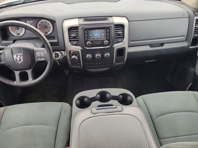 2016 RAM 1500 4WD Crew Cab 5.7 Ft Box Big Horn