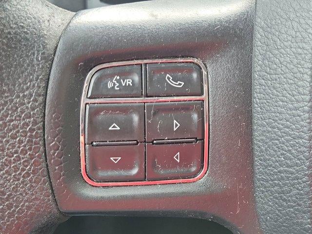 2016 RAM 1500 4WD Crew Cab 5.7 Ft Box Big Horn