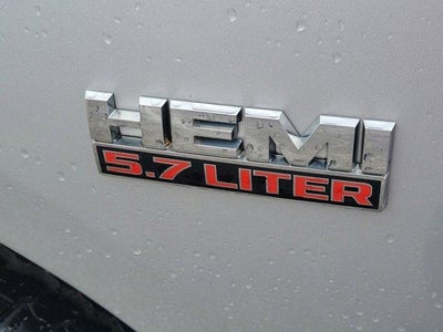 2016 RAM 1500 4WD Crew Cab 5.7 Ft Box Big Horn