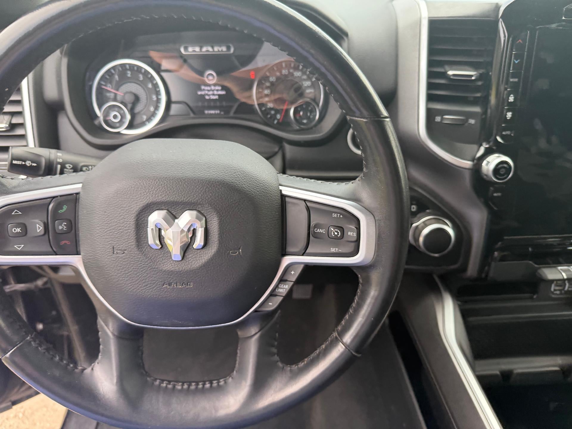 2023 RAM 1500 Big Horn 4x4 Crew Cab 5'7" Box