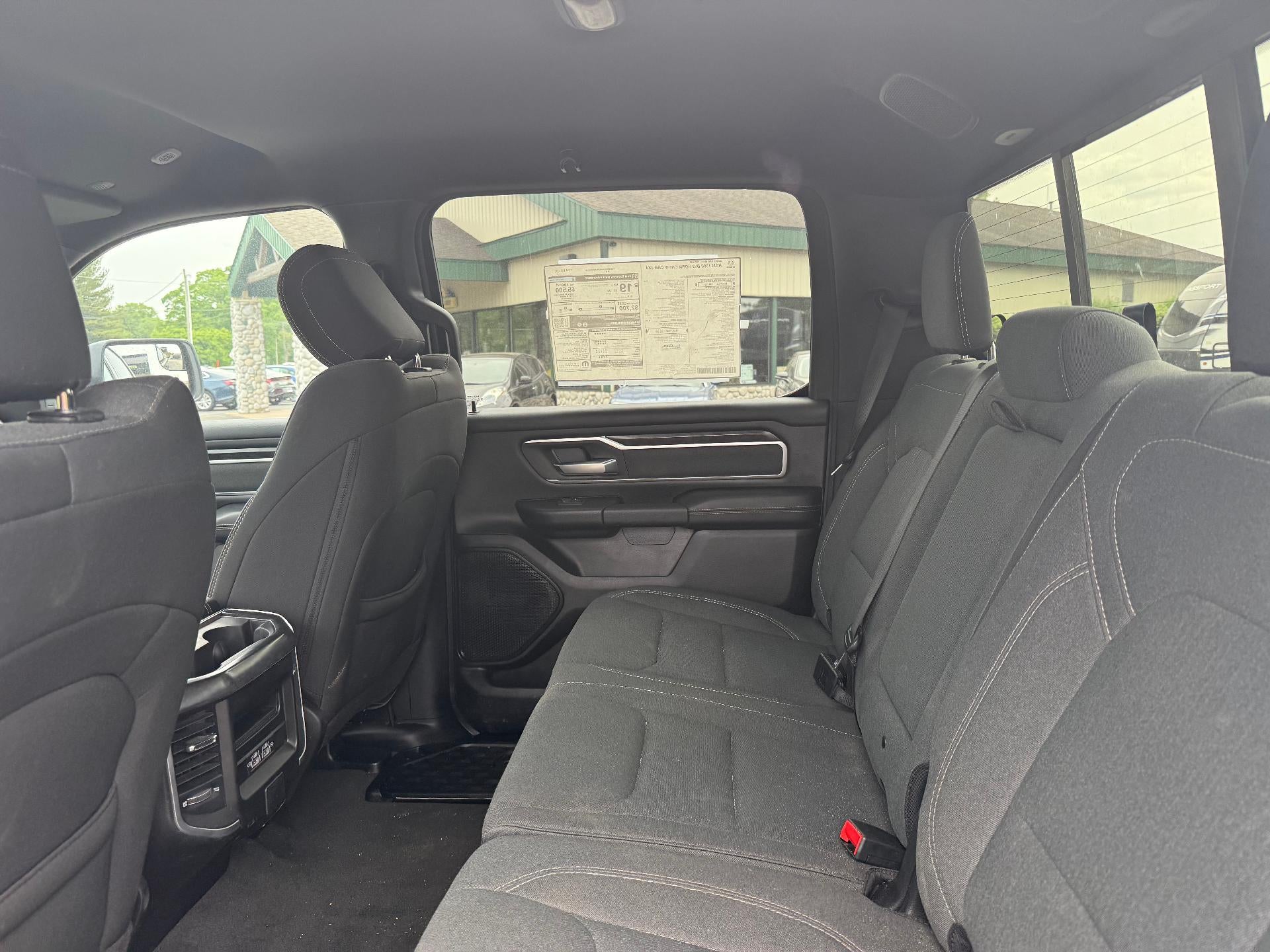 2023 RAM 1500 Big Horn 4x4 Crew Cab 5'7" Box