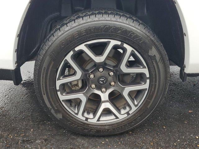 2025 RAM 1500 Laramie 4x4 Crew Cab 5'7" Box