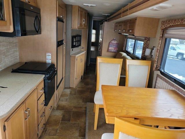 2015 Ford Super Duty F-53 Motorhome Stripped Chassis 158" DRW