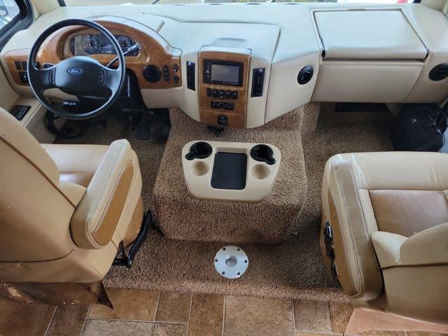 2015 Ford Super Duty F-53 Motorhome Stripped Chassis 158" DRW