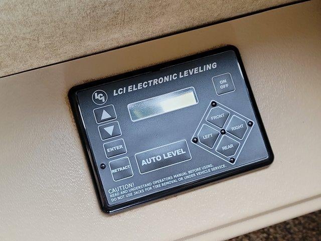 2015 Ford Super Duty F-53 Motorhome Stripped Chassis 158" DRW