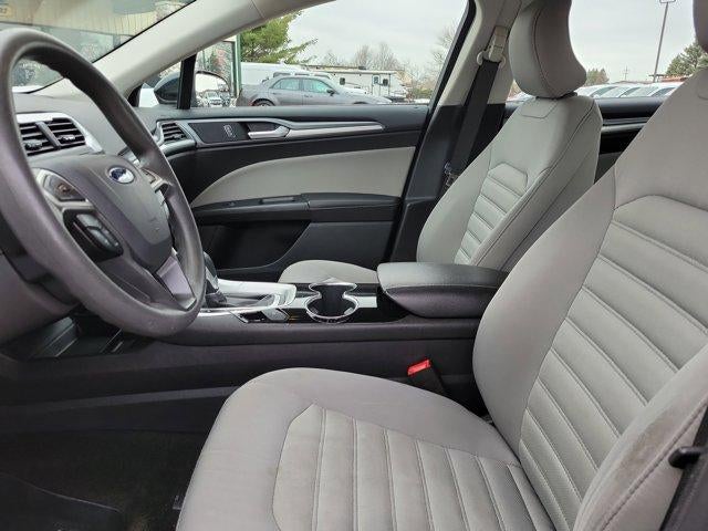 2015 Ford Fusion 4dr Sdn S FWD