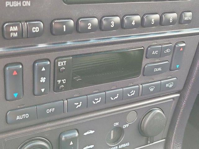 2003 Ford Thunderbird Deluxe