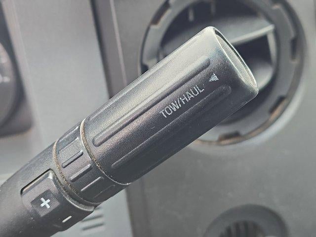 2012 Ford Super Duty F-350 SRW 4WD Reg Cab 141" WB 60" CA XL