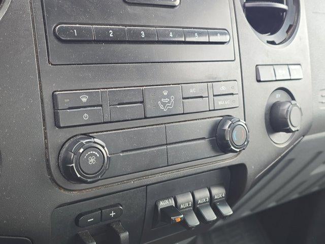 2012 Ford Super Duty F-350 SRW 4WD Reg Cab 141" WB 60" CA XL