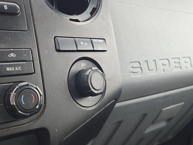 2012 Ford Super Duty F-350 SRW 4WD Reg Cab 141" WB 60" CA XL