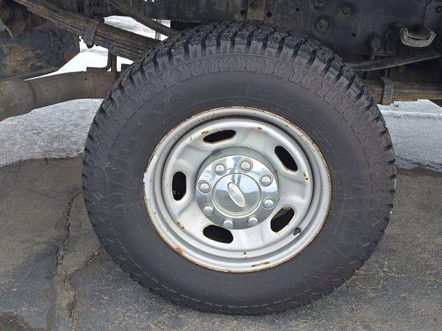 2012 Ford Super Duty F-350 SRW 4WD Reg Cab 141" WB 60" CA XL