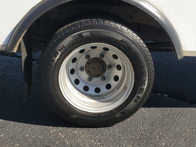 2022 Ford Transit Cutaway T-350 RWD DRW 138" WB 9950 GVWR