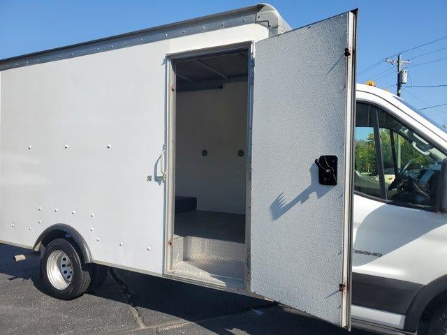 2022 Ford Transit Cutaway T-350 RWD DRW 138" WB 9950 GVWR