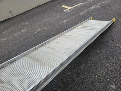 2024 Ford E-Series Cutaway E-350 SRW 138" WB