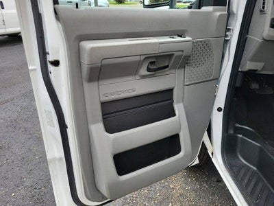 2024 Ford E-Series Cutaway E-350 SRW 138" WB