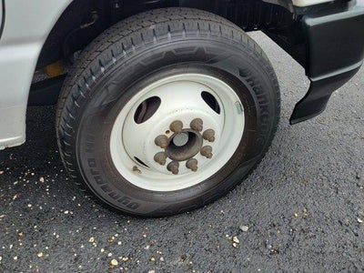 2024 Ford E-Series Cutaway E-350 SRW 138" WB