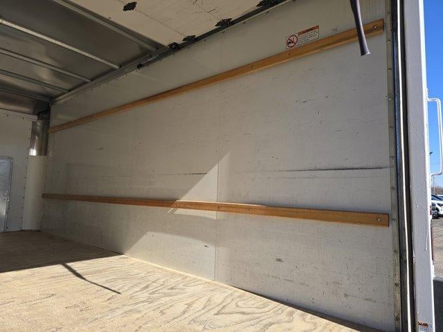 2024 Ford E-Series Cutaway E-350 SRW 138" WB