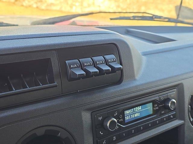 2024 Ford E-Series Cutaway E-350 SRW 138" WB