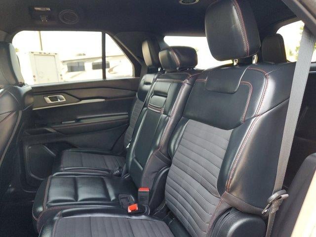 2025 Ford Explorer ST-Line 4WD