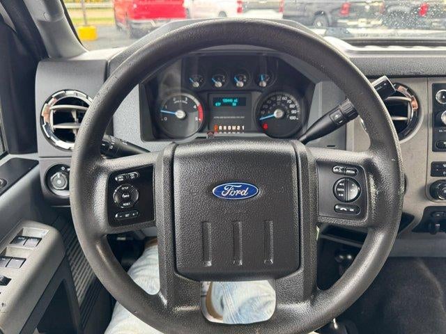 2016 Ford Super Duty F-250 SRW 4WD Crew Cab 6-3/4 Ft Box XL