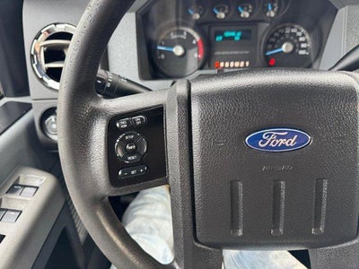 2016 Ford Super Duty F-250 SRW 4WD Crew Cab 6-3/4 Ft Box XL