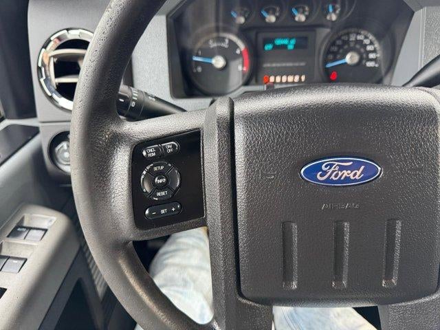2016 Ford Super Duty F-250 SRW 4WD Crew Cab 6-3/4 Ft Box XL