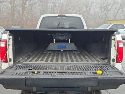 2016 Ford Super Duty F-350 SRW 4WD Crew Cab 6-3/4 Ft Box XL