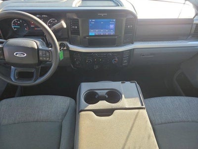 2025 Ford SUPER DUTY F-350 DRW XL 4WD Crew Cab 8' Box