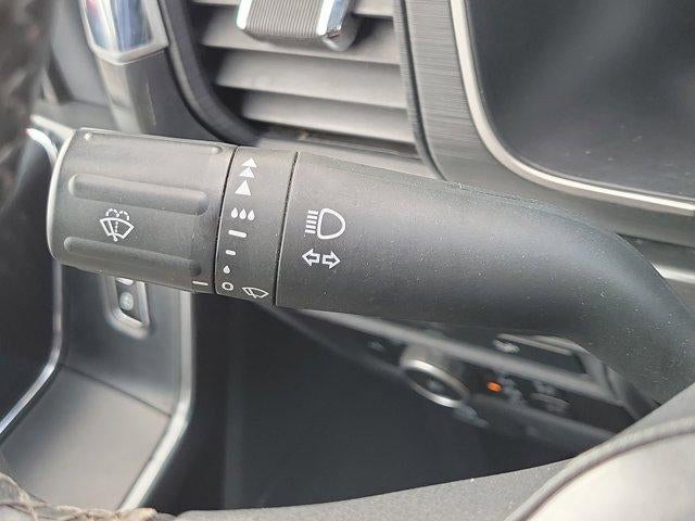 2023 Ford F-150 XL 4WD SuperCrew 5.5' Box