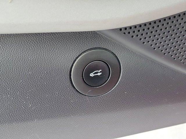 2023 Chevrolet Camaro 2dr Convertible 1LT